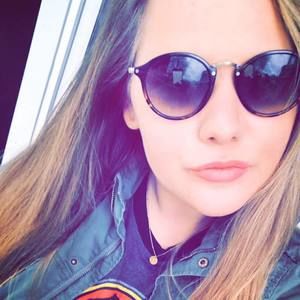 Meet your Posher, Holly